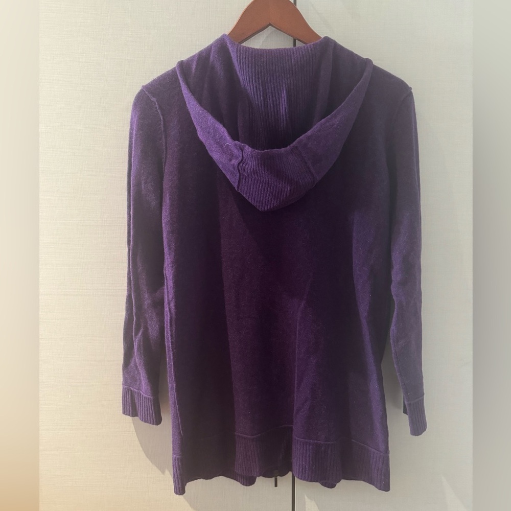 Purple Cashmere sweater. Size XS. - Picture 2 of 5